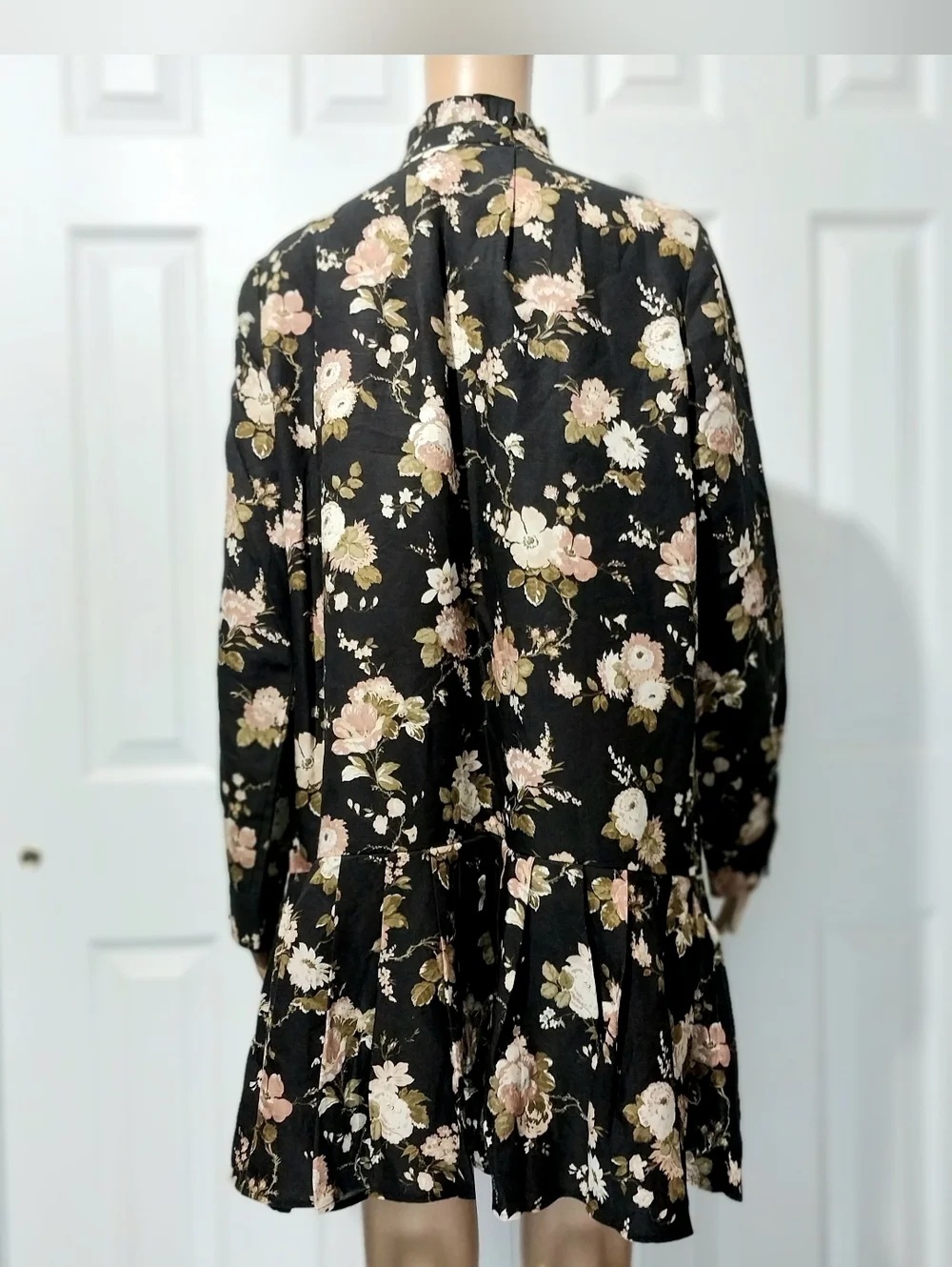 Tuckernuck Midnight Garden Dress‎ NWT, Size L - Picture 4 of 11